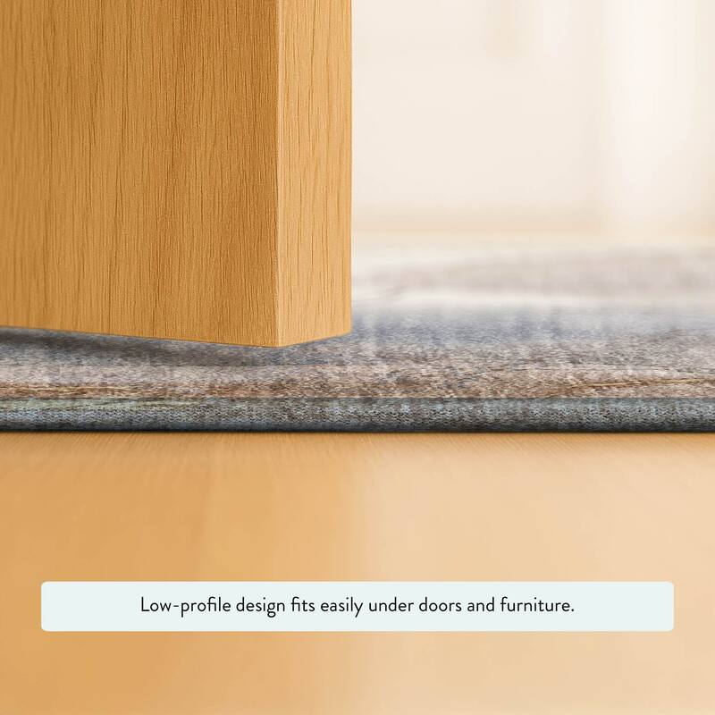 Machine Washable Indoor/ Outdoor Floral Mara Chantille Rug