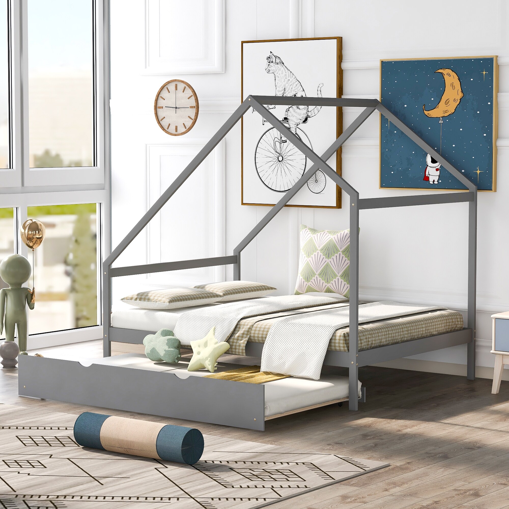 Montessori bed with deals trundle