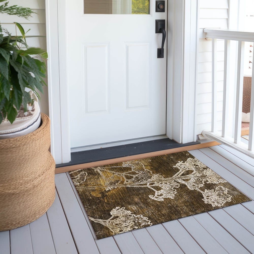 Machine Washable Indoor/ Outdoor Modern Floral Chantille Rug
