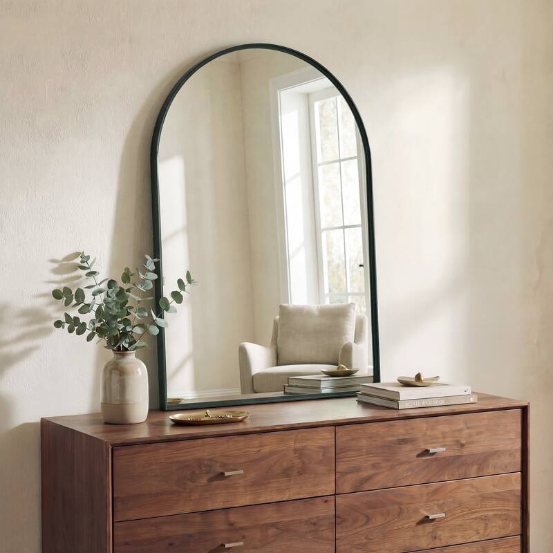 JONATHAN Y Elodie Arched Metal Framed Wall Mounted Mirror