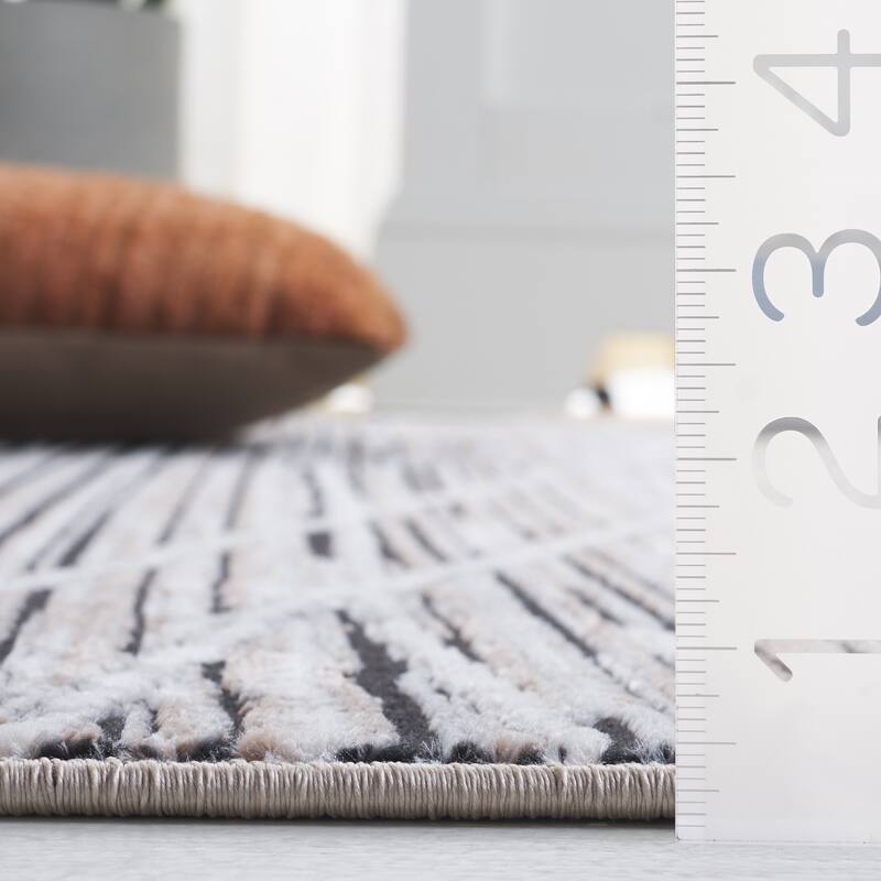 SAFAVIEH Mila Mikie Modern & Contemporary Rug