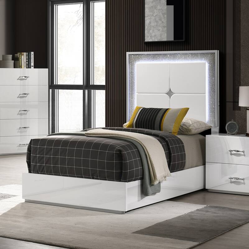 Furniture of America Roon Modern White Wood Panel Bed with LED on Headboard - Full