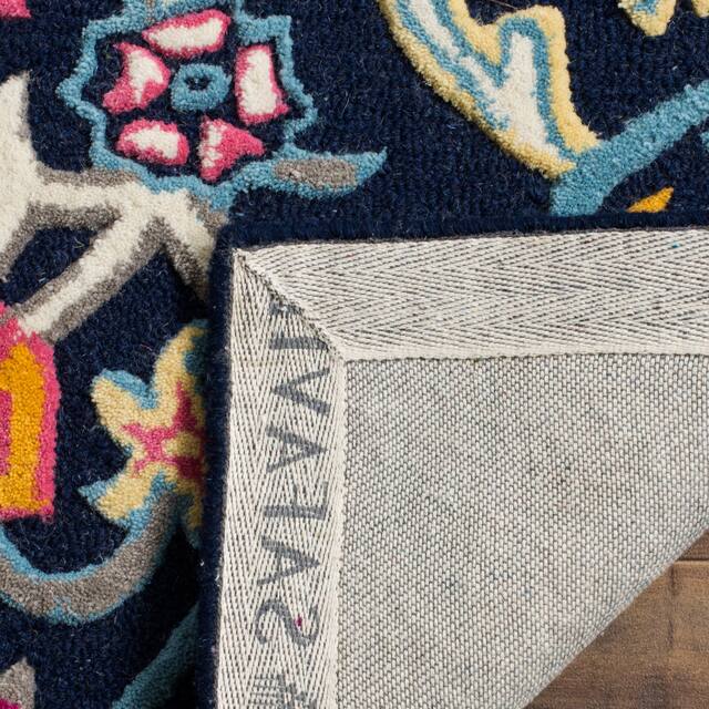 SAFAVIEH Handmade Bellagio Junie Medallion Wool Rug