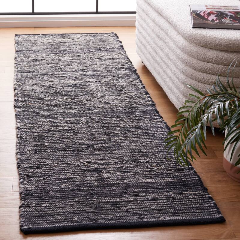SAFAVIEH Handmade Natura Engelgard Wool Rug - 2'3" x 9' Runner - Black