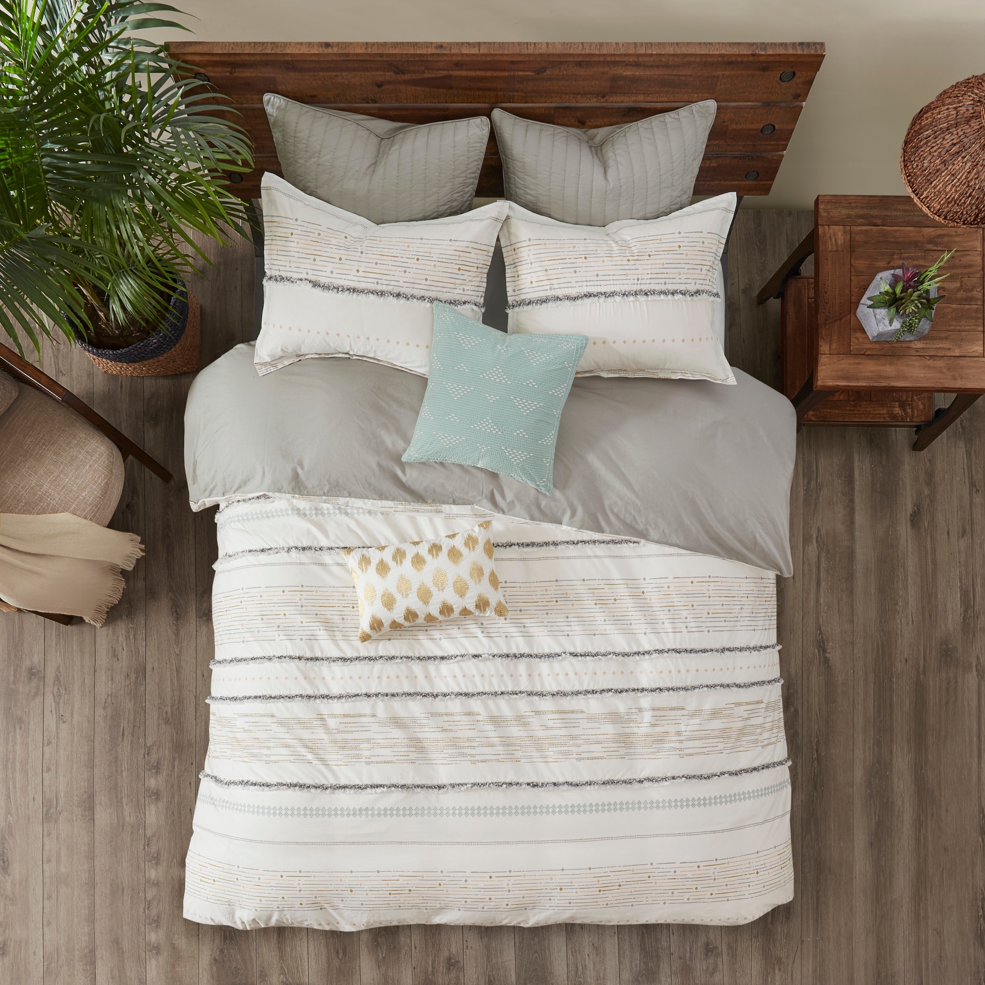 INK+IVY Nea Cotton Printed Duvet Cover Set with Trims