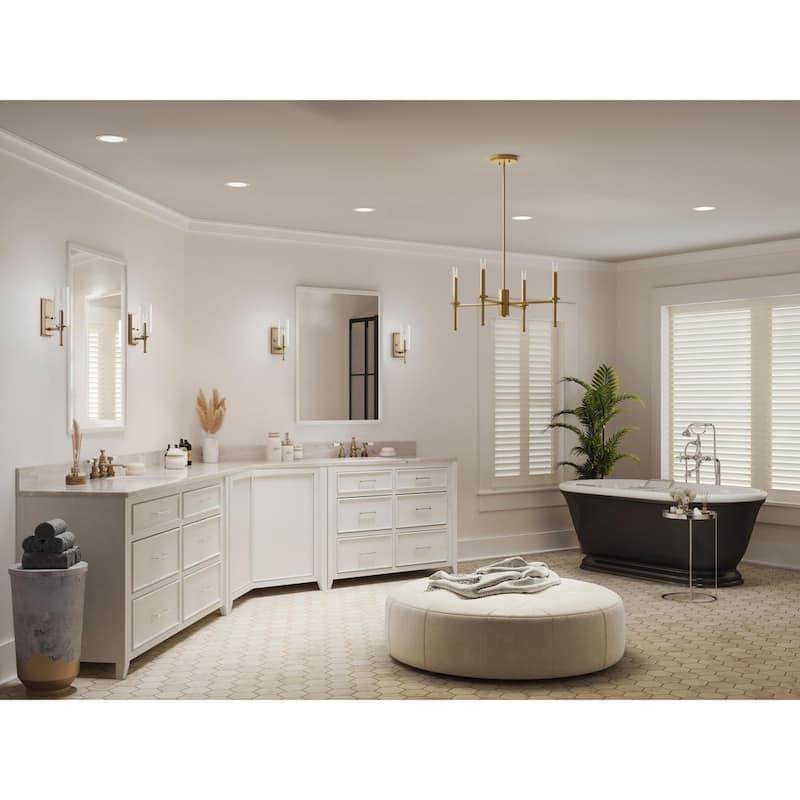 Elara Collection One-Light Vintage Brass Clear Glass Bath Vanity Light - 4.75 in x 5 in x 11.5 in