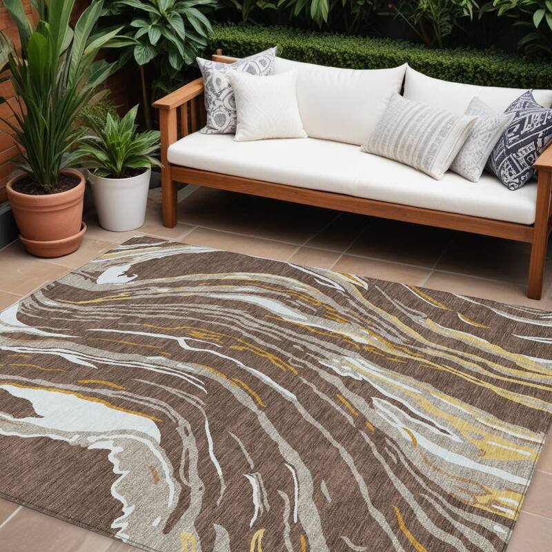 HomeRoots Abstract Transitional Rectangle Outdoor Rug - 8' X 10'