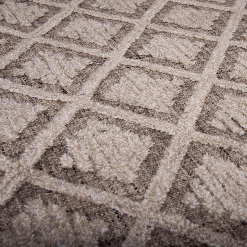 Alora Decor Century Hand-tufted Diamond/Geometric Rug