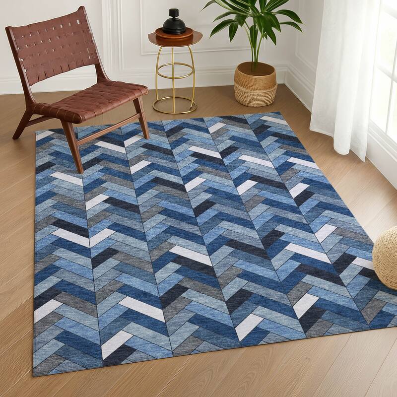 Machine Washable Indoor/ Outdoor Modern Chevron Chantille Rug