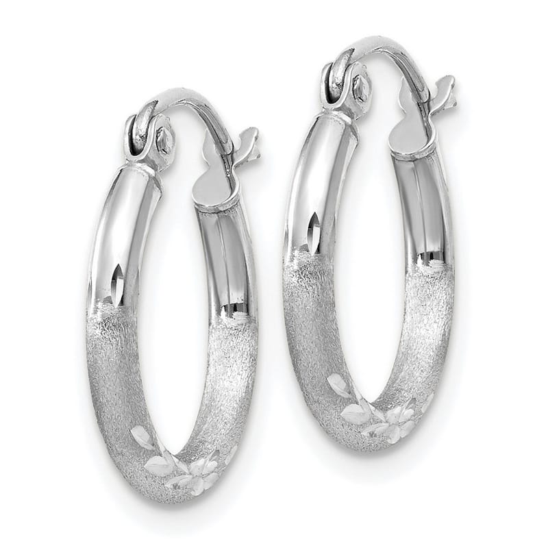 Curata 14k White Gold Satin and Sparkle Cut Round Hoop Earrings - 15x15mm