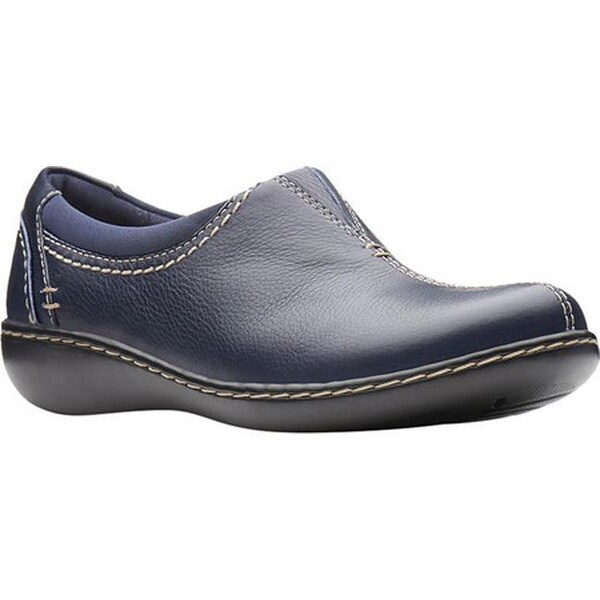 clarks women's comfort dress shoes