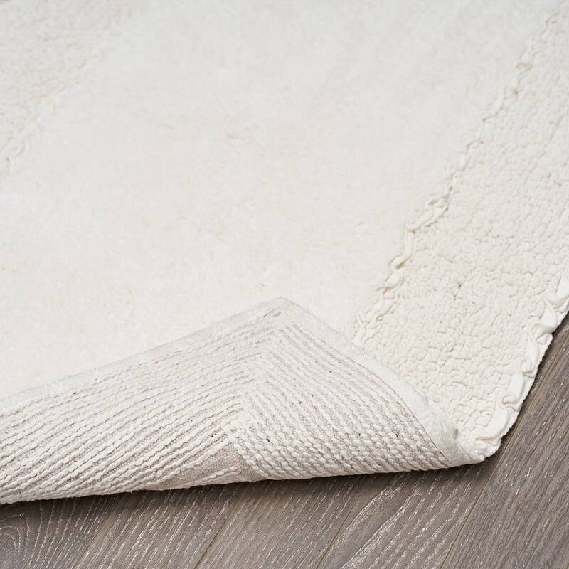 Laura Ashley Ruffle Border Pure Cotton Bath Rugs