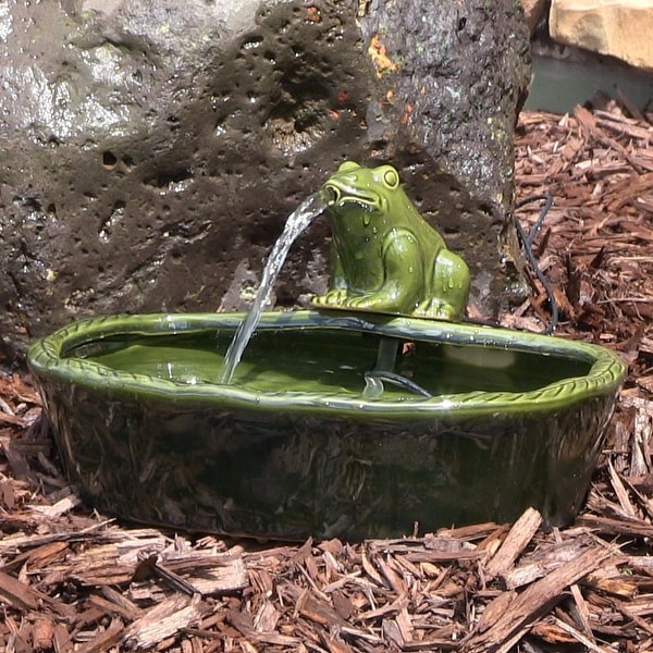 Sunnydaze Ceramic Solar Frog Outdoor Water Fountain 7 Inch Tall & Panel