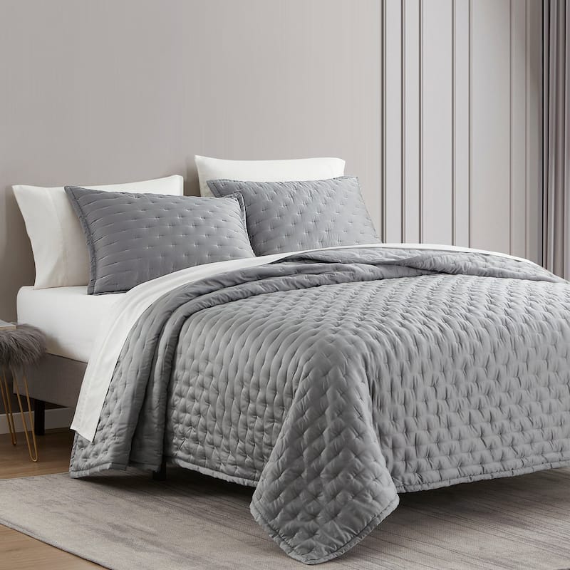 HiEnd Accents Premium 100% Lyocell Silky Soft Modern Contemporary 3 Piece Quilt Set - Gray - Queen