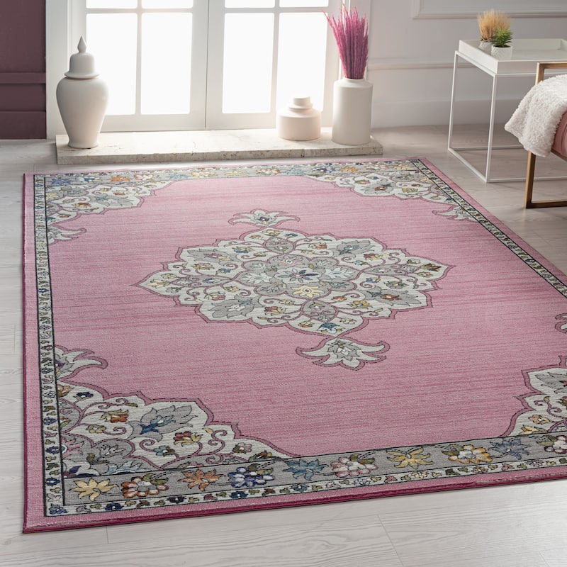 Sevita Blushing Traditional Medallion Area Rug - 7'6" x 9'6"