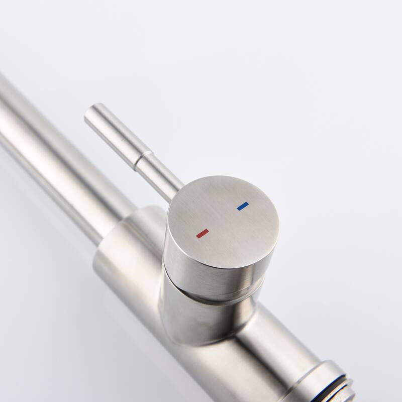 Single Handle Pull out Kitchen Faucet