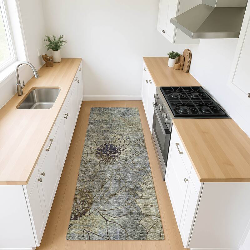Machine Washable Indoor/ Outdoor Contemporary Floral Chantille Rug