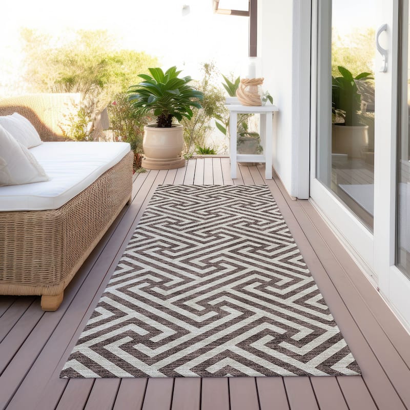 Machine Washable Indoor/ Outdoor Chantille Modern Geo Rug - Brown - 2'3" x 7'6"