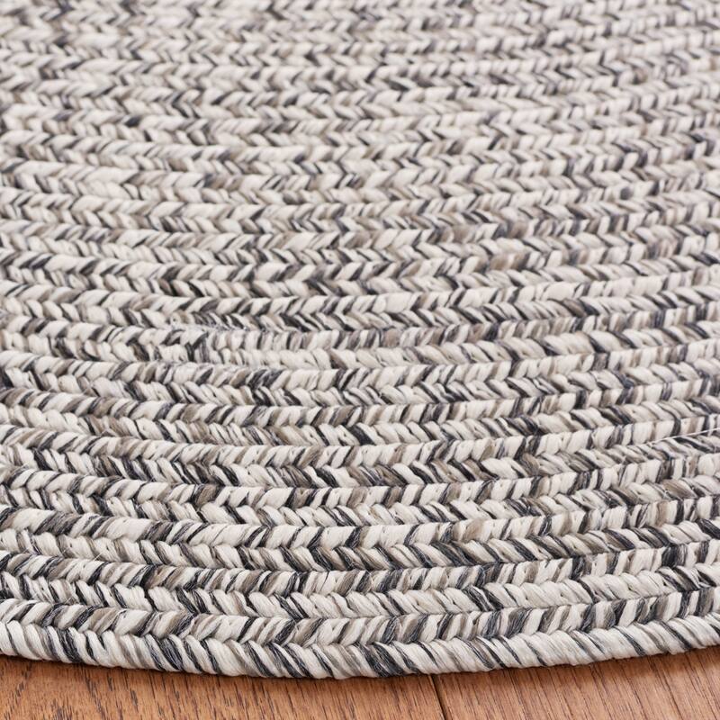 SAFAVIEH Handmade Braided Sakineh Casual Rug