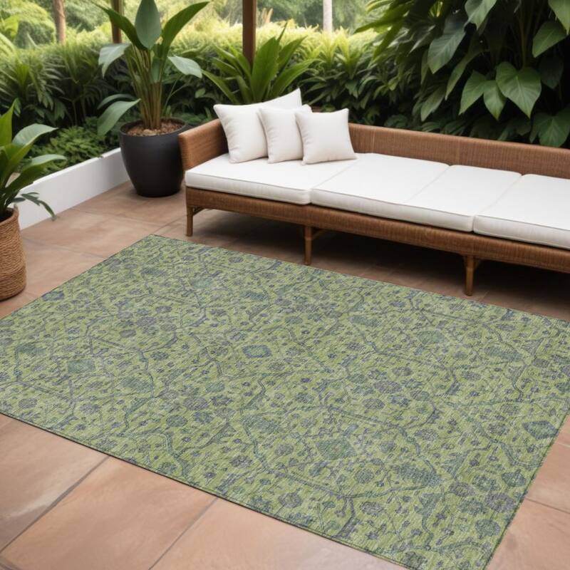 HomeRoots Floral Transitional Rectangle Outdoor Rug - 8' X 10'