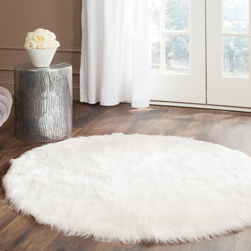 SAFAVIEH Faux Sheep Skin Alexandria 2.4-inch Thick Rug - 3' Round - Ivory - Round