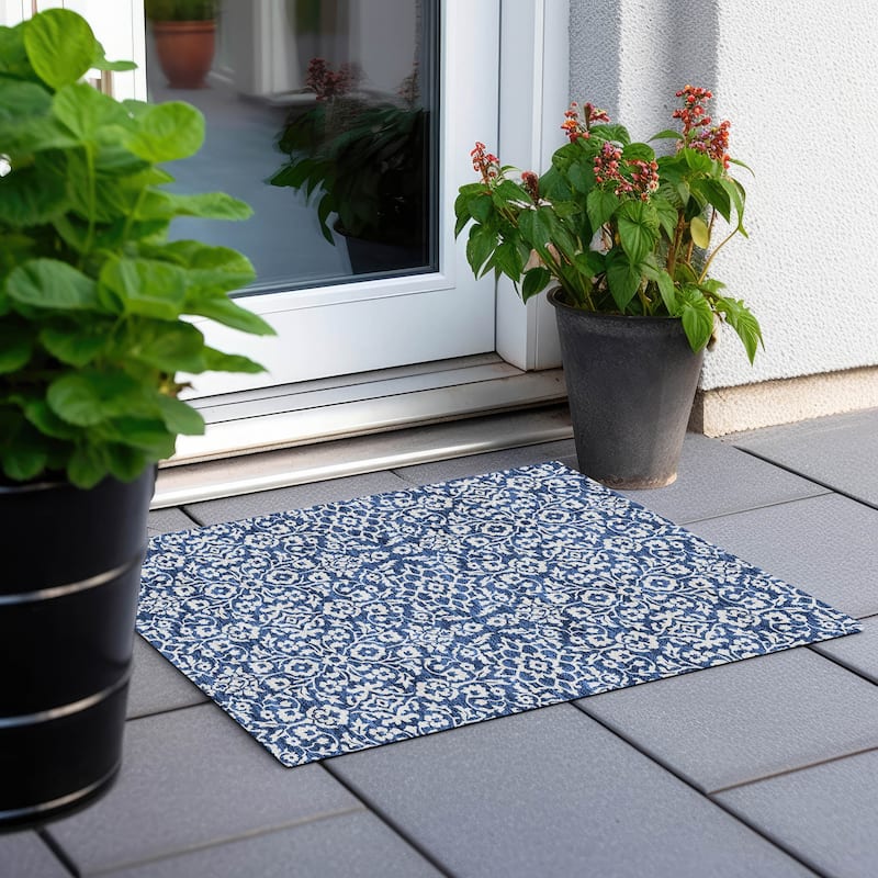 Machine Washable Indoor/ Outdoor Chantille Traditional Farmhouse Rug - Navy - 1'8" x 2'6"