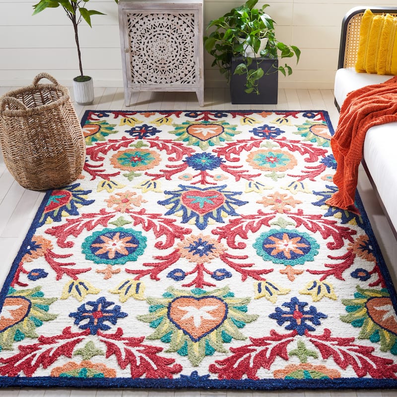 SAFAVIEH Handmade Blossom Malka Floral Wool Rug