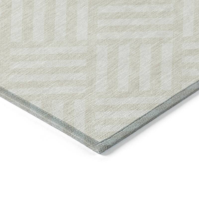 Machine Washable Indoor/ Outdoor Chantille Contemporary Geo Rug
