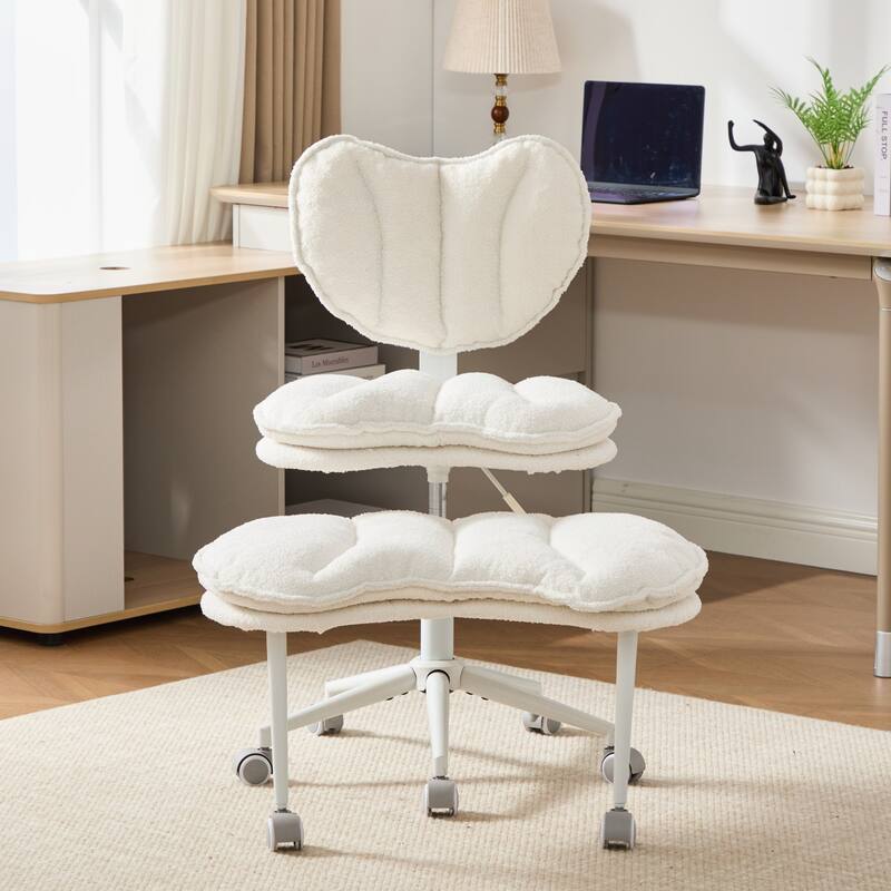 Roomfitters Sherpa Office Chair with Heart Shaped Back and Adjustable Height, Cute Aesthetic Swivel Desk Chair, Ivory