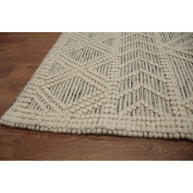 Hand Knotted Oriental 100% Wool Carpet Modern Geometric Beige & Ivories Modern Gotti Design Area Rug - 7' 6'' X 4' 11''