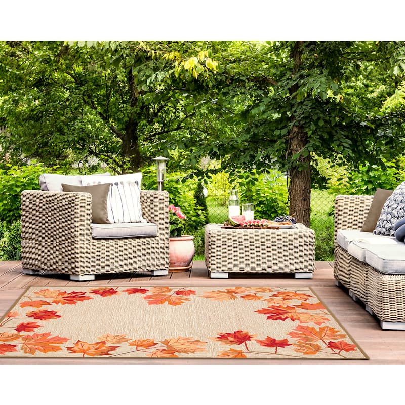 Liora Manne Ravella Falling Leaves Border Indoor/Outdoor Rug - 5' x 7'6" - Natural