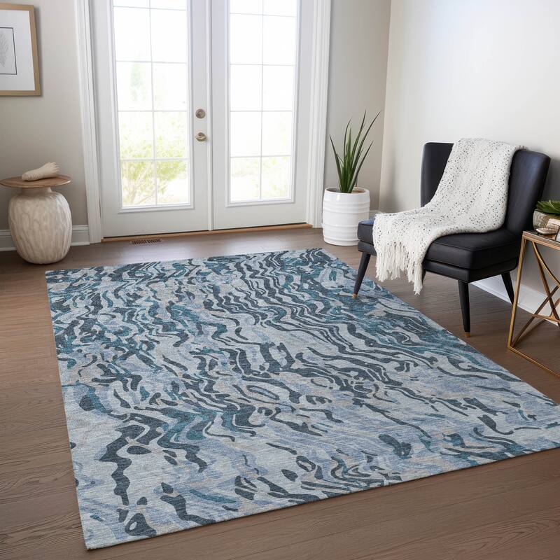 Machine Washable Indoor/ Outdoor Abstract Flow Chantille Rug - Sky - 2'6" x 3'10"