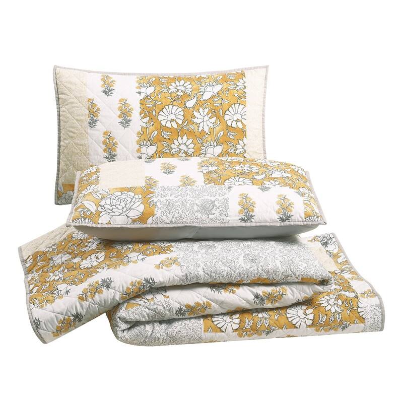 Saffron 3Piece Quilt Set Bed Bath & Beyond 39011416