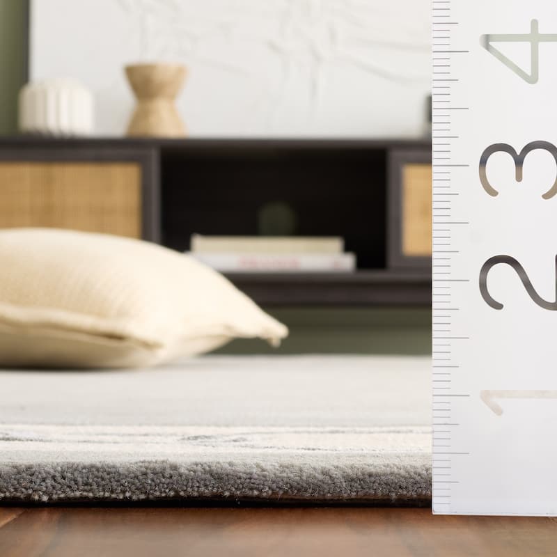 SAFAVIEH Handmade Metro Afet Wool Rug