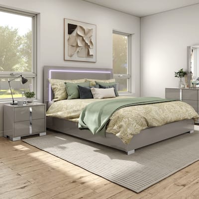 Furniture of America Erina Modern Glossy 2-Piece Panel Bed and Nightstand Set