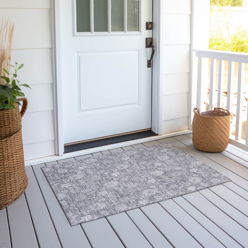Machine Washable Indoor/ Outdoor Chantille Casual Floral Farmhouse Rug