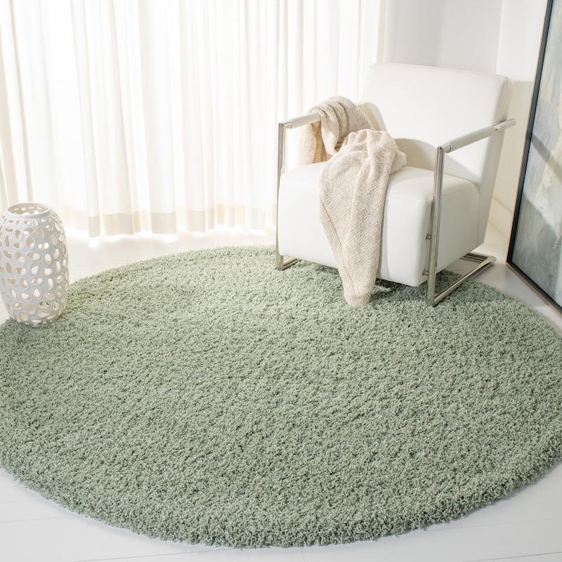 SAFAVIEH Laguna Shag Verdiana Solid Color 2-inch Thick Rug.