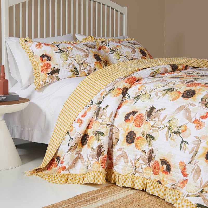 Greenland Home Fashions Somerset Ruffled Country Gingham Cotton Quilt Set