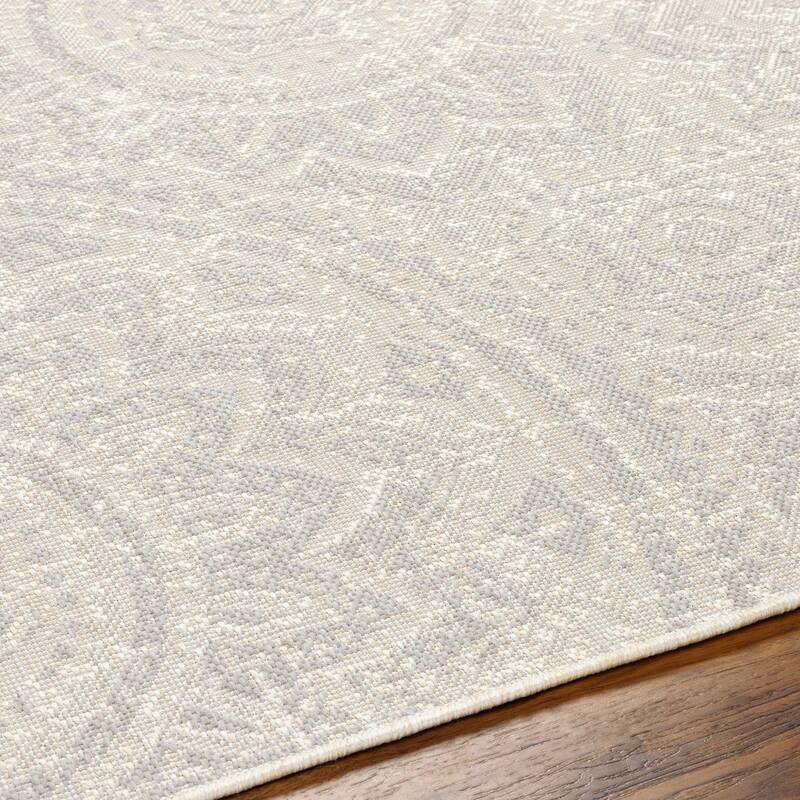 Livabliss Ravello Transitional Floral Indoor/ Outdoor Area Rug