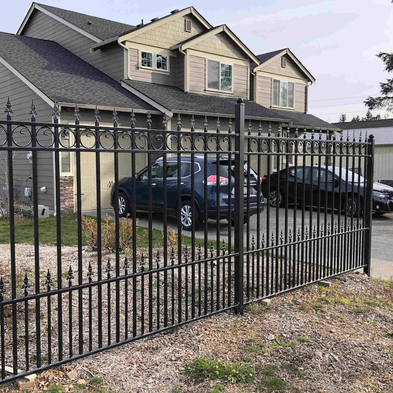 ALEKO Yard Garden Prague Style Steel 8' x 5' Black Fence Set of 2 Panels