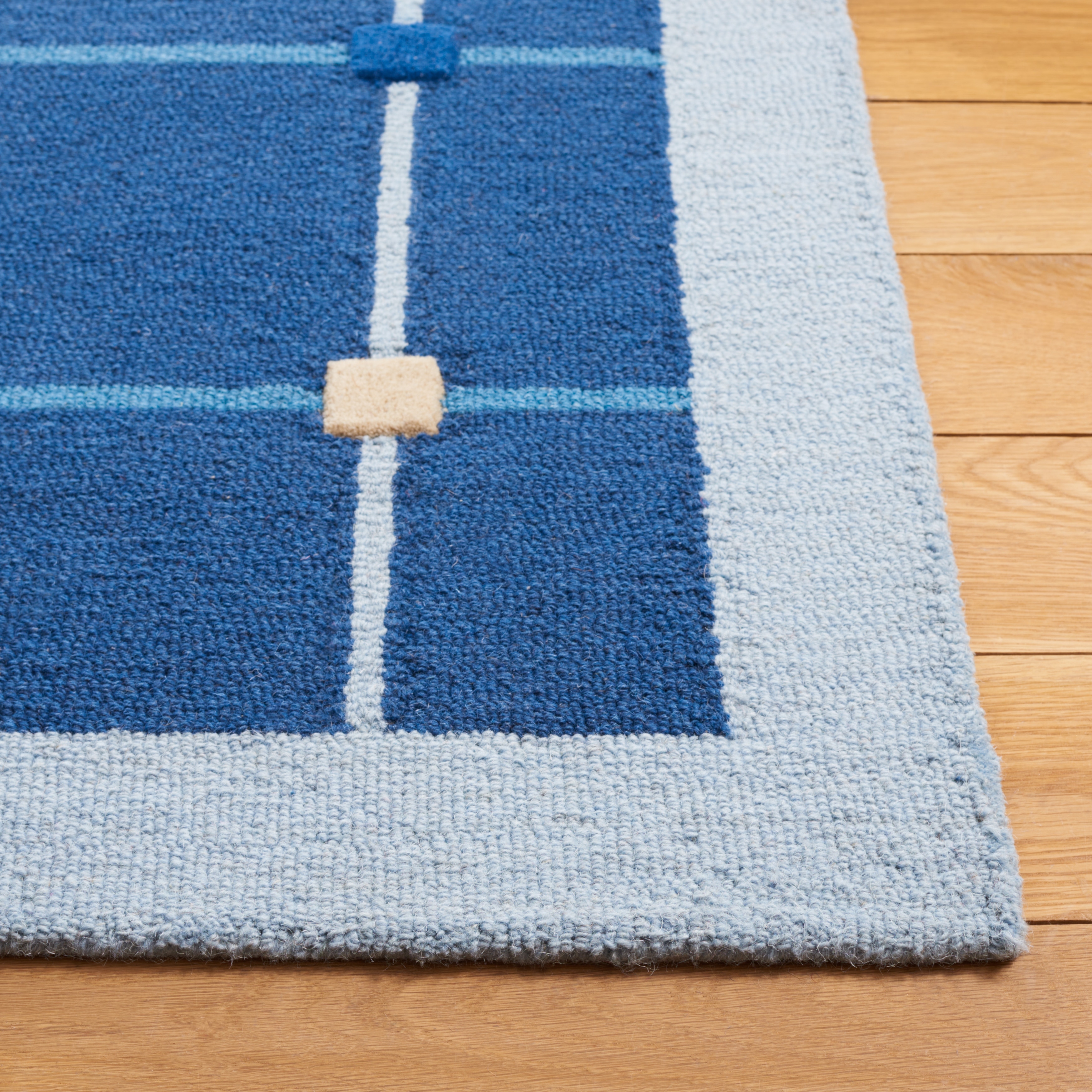 SAFAVIEH Handmade Lozena Checkered Wool Rug - Stylish Decor