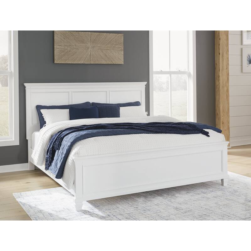 Signature Design by Ashley Fortman Panel Bed - White - King