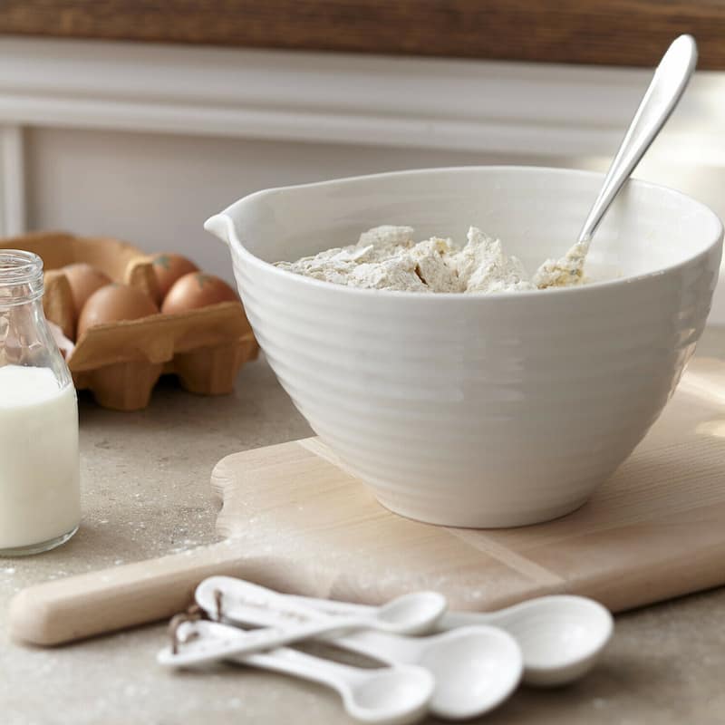 Portmeirion Sophie Conran White Set of 4 Measuring Spoons - 1 tbsp, ½ tbsp, 1 tsp, ½ tsp