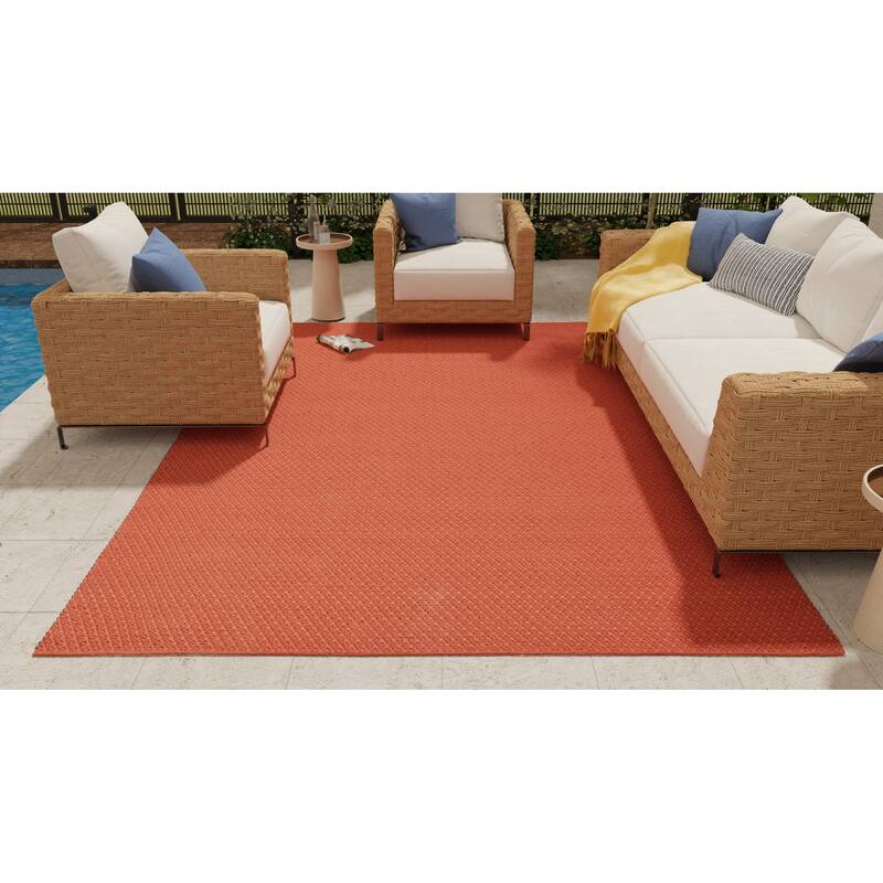 Grand Bazaar Faro Hand Woven Solid Modern Area Rug
