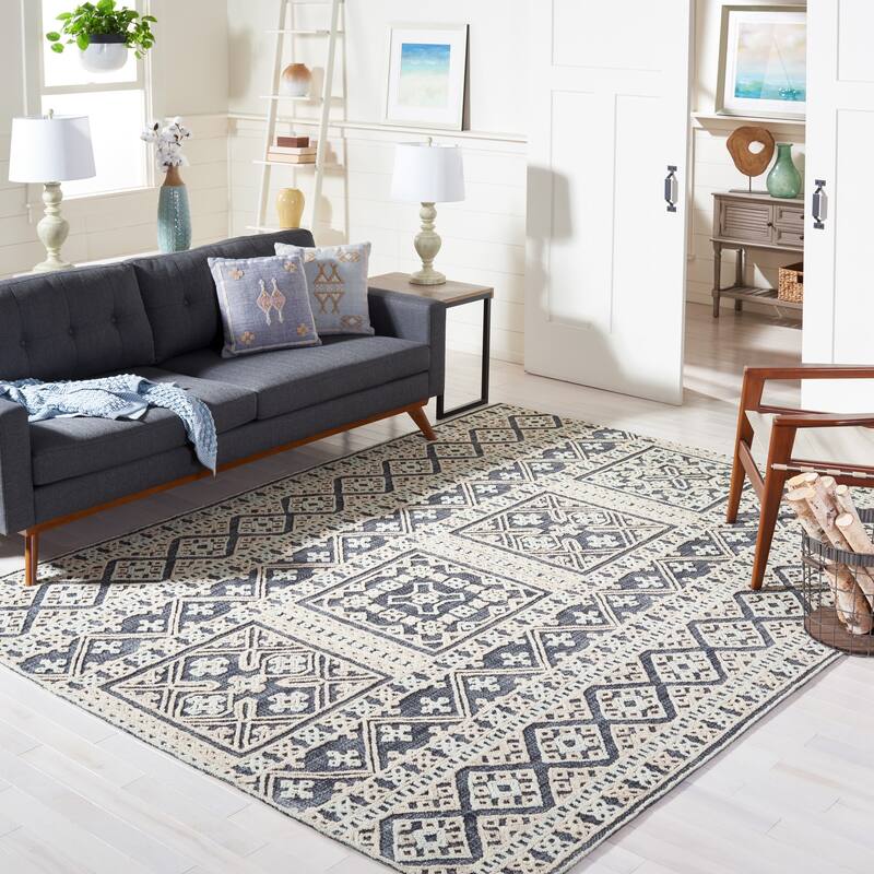 SAFAVIEH Handmade Aspen Bendina Moroccan Boho Wool Rug