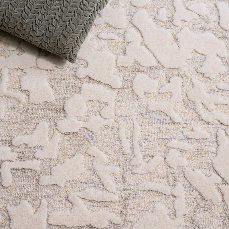 SAFAVIEH Handmade Harvest Ivica Wool Rug