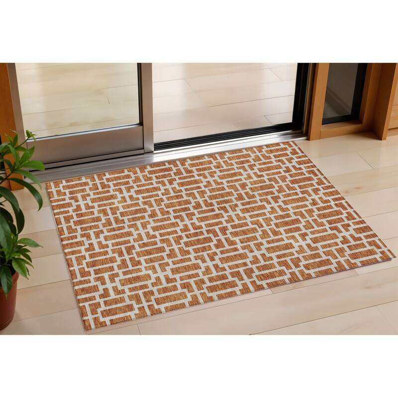 HomeRoots Geometric Transitional Rectangle Outdoor Rug - 3' x 5'
