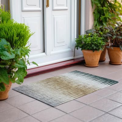 Machine Washable Indoor/ Outdoor Chantille Contemporary Ombre Rug
