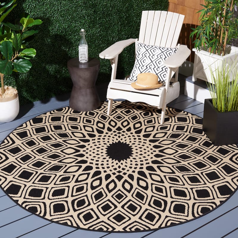 SAFAVIEH Courtyard Misako Indoor/ Outdoor Waterproof Patio Backyard Rug - 6'7" Round - Black/Beige