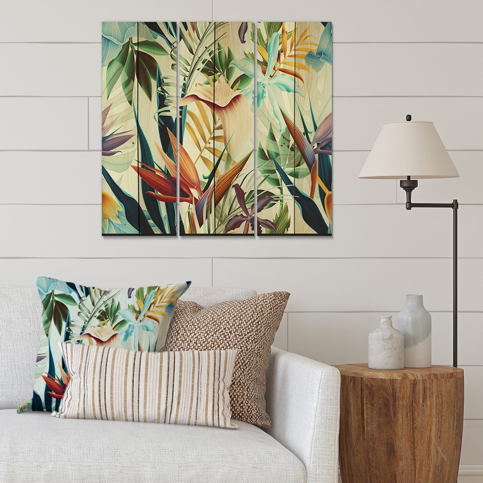 Designart 'Tropical VIntage Flowers I' Tropical Print on-image